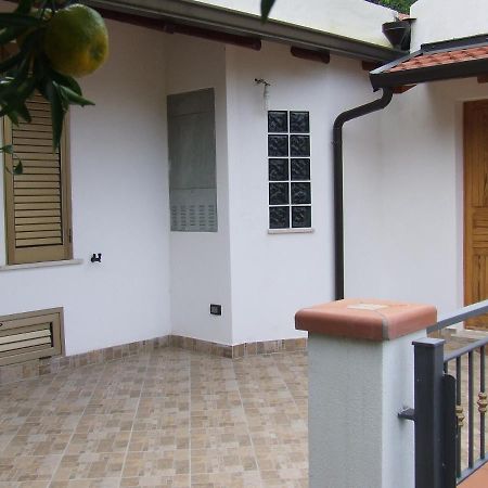 Relax Vista Eolie Apartment ปิไรโน ภายนอก รูปภาพ