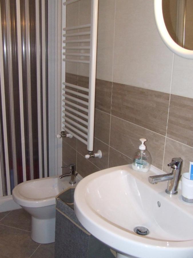 Relax Vista Eolie Apartment ปิไรโน ภายนอก รูปภาพ